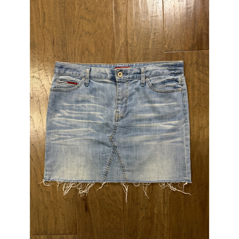 Tommy Hilfiger Womens Y2K Light Wash Denim Mini Skirt Raw Hem Size 8